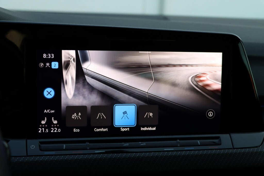 Volkswagen Golf variant 1.5 etsi r-line 150pk dsg7