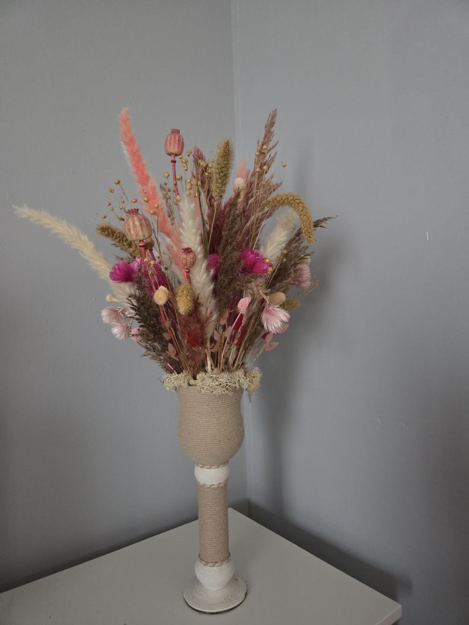 Droogbloemen in vaas