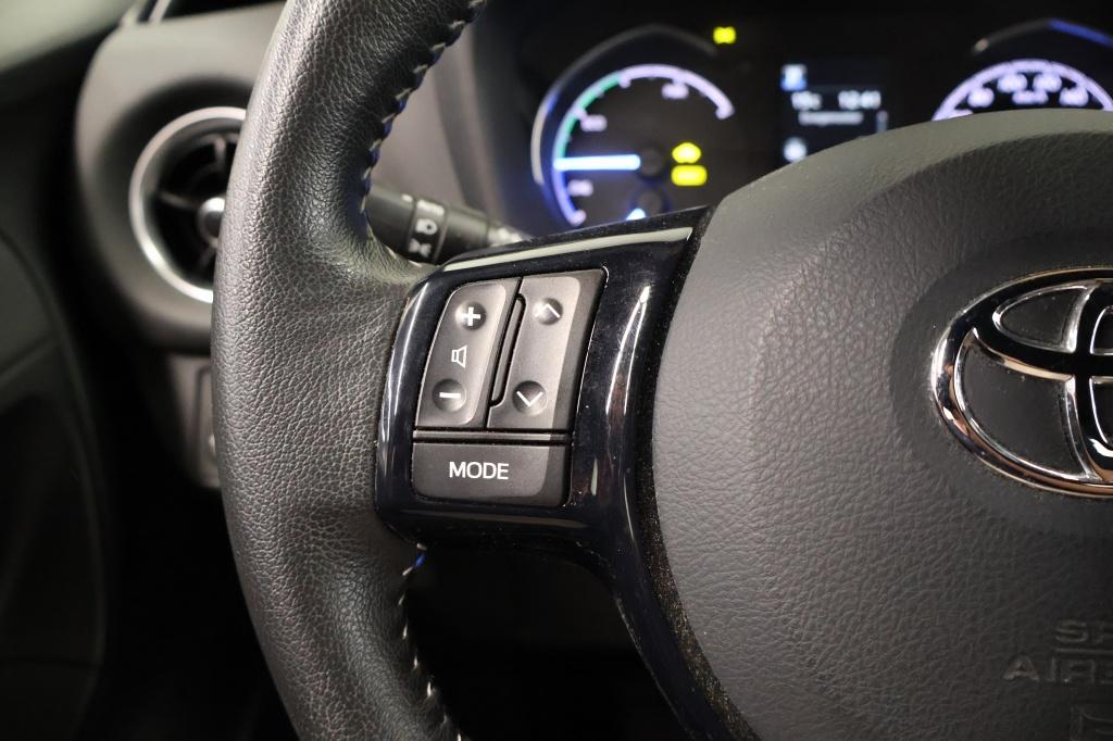 Toyota Yaris 1.5 hybrid executive