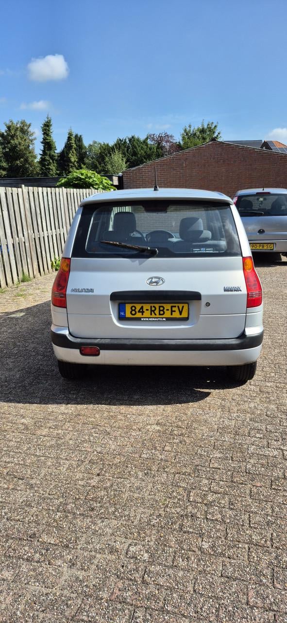 Hyundai matrix 1.6