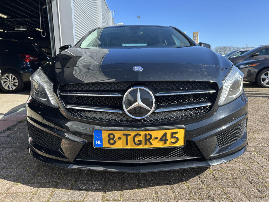 Mercedes-Benz A-Klasse 180 4u3 amg line|mooie staat
