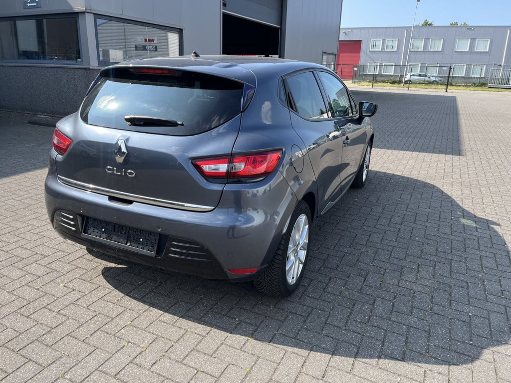 Renault Clio 1.2 limited 25 dkm