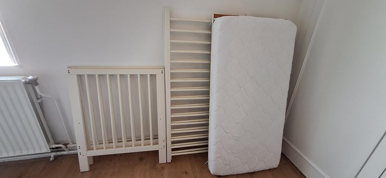 Ledikant wit ikea met matras