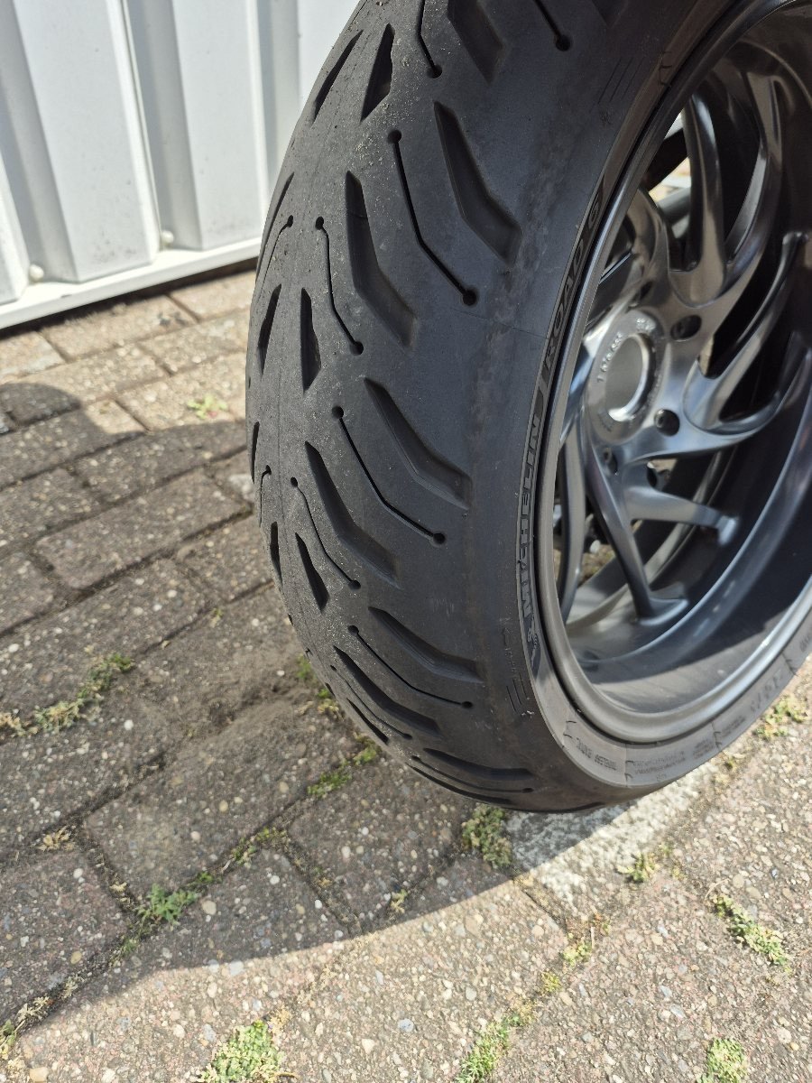 Bmw K1200R uit 2006, stoere naked bike!