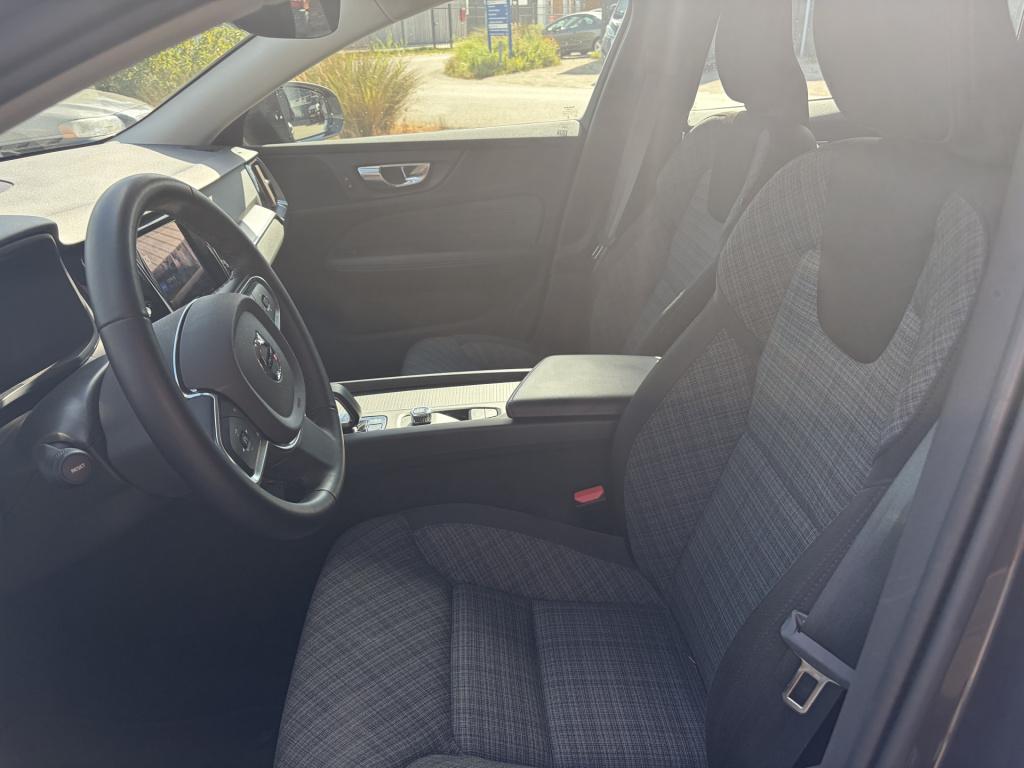 Volvo V60 2.0 b3 essential edition | trekhaak | winterpack