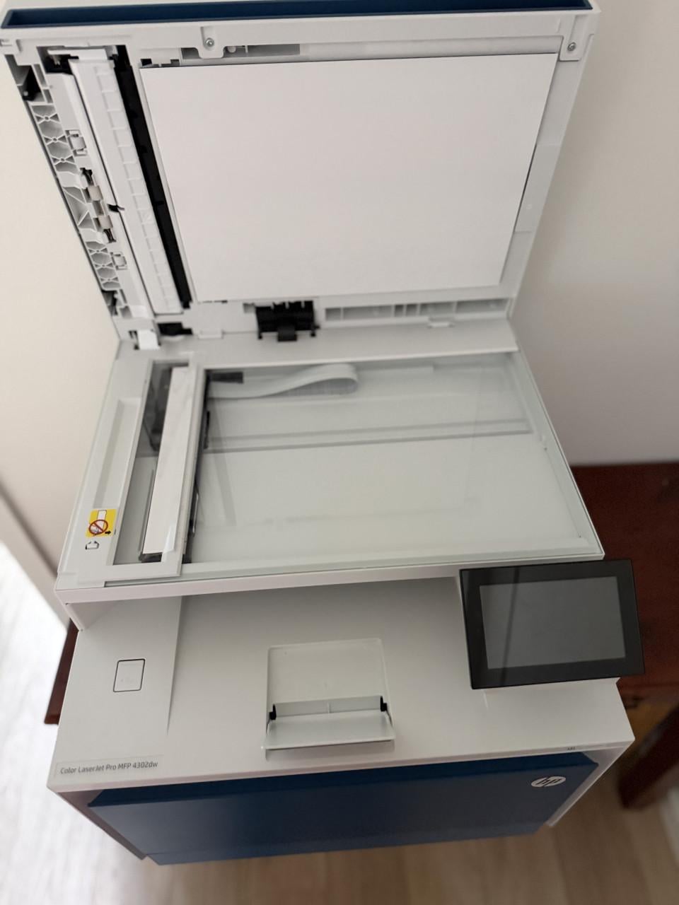 HP Color LaserJet Pro MFP 4302dw met garantie