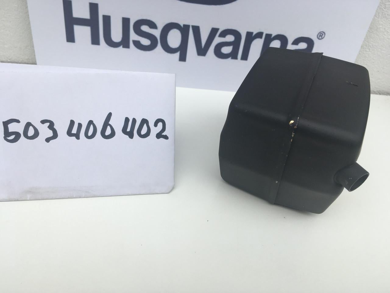 Uitlaat husqvarna 503406402 nieuw past op 61 - 272 kettingzaag