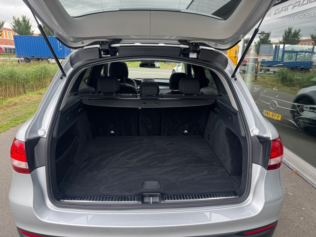 Mercedes-Benz Glc 250 4matic automaat , panorama dak , 51351 km