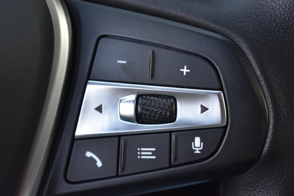 BMW 3-serie 320i high executive | harman kardon | schuif kanteldak | leder 