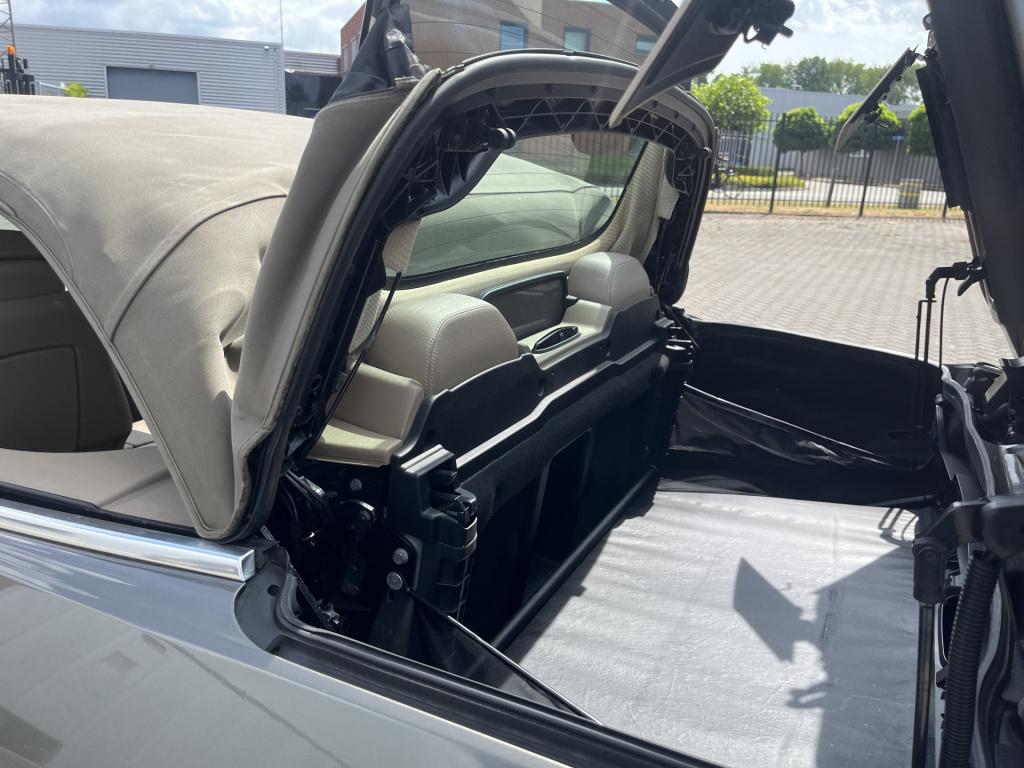 Mercedes-Benz E-Klasse cabrio 300 cgi elegance 118 dkm zeer mooie cabrio