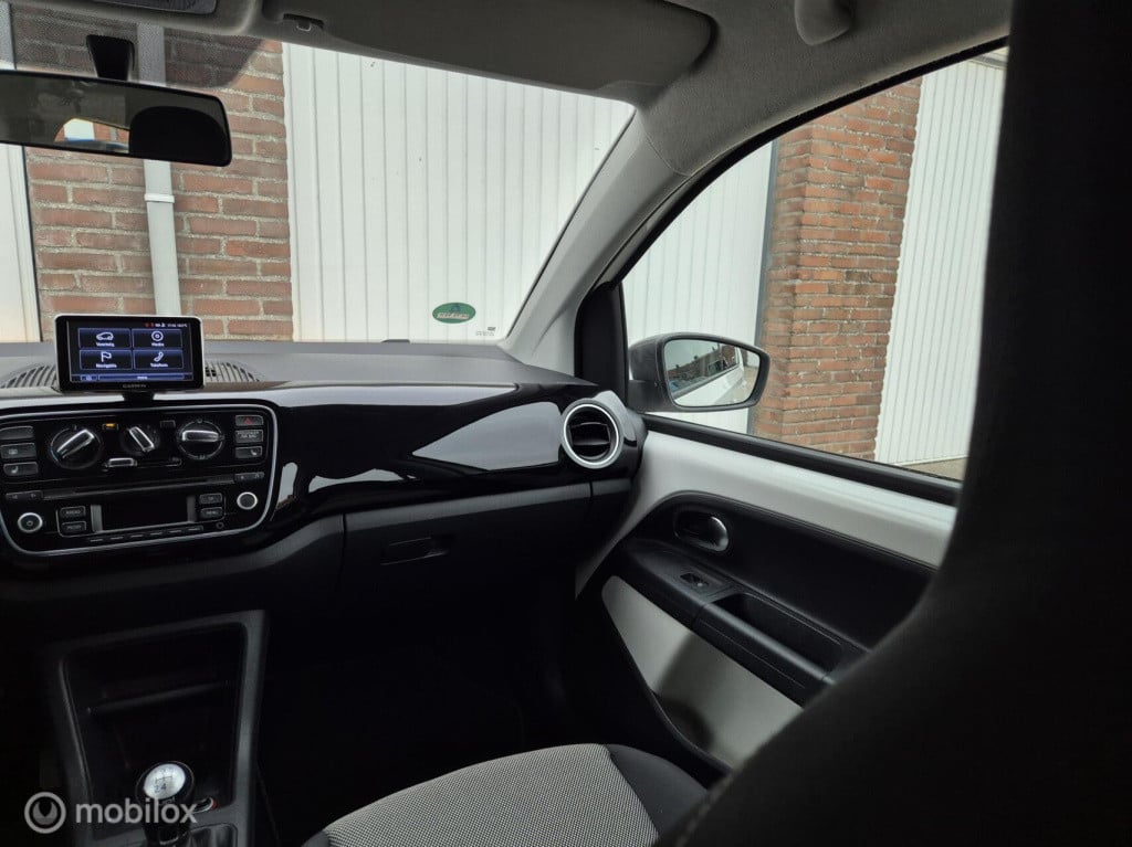 Volkswagen UP! 1.0 cheer up! bluemotion / 5- deurs / nieuwe koppeling / sto