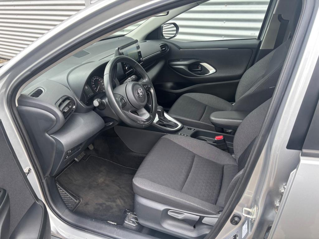 Toyota Yaris 1.5 hybrid 115 active