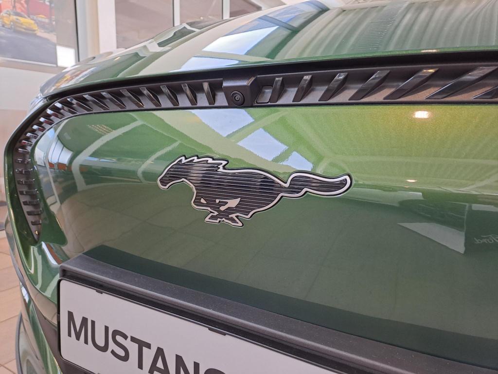 Ford Mustang Mach-e standard rwd 75 kwh | apple carplay & android auto | ad
