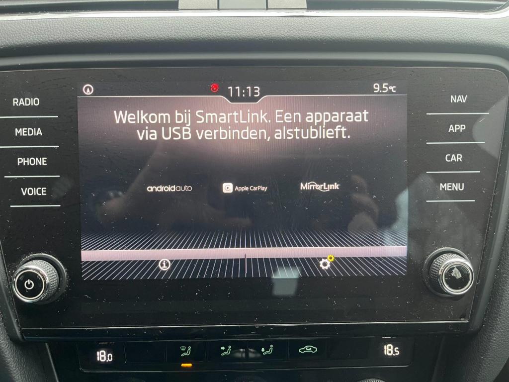 Skoda Octavia combi 1.0 tsi greentech ambition business | carplay | trekhaa