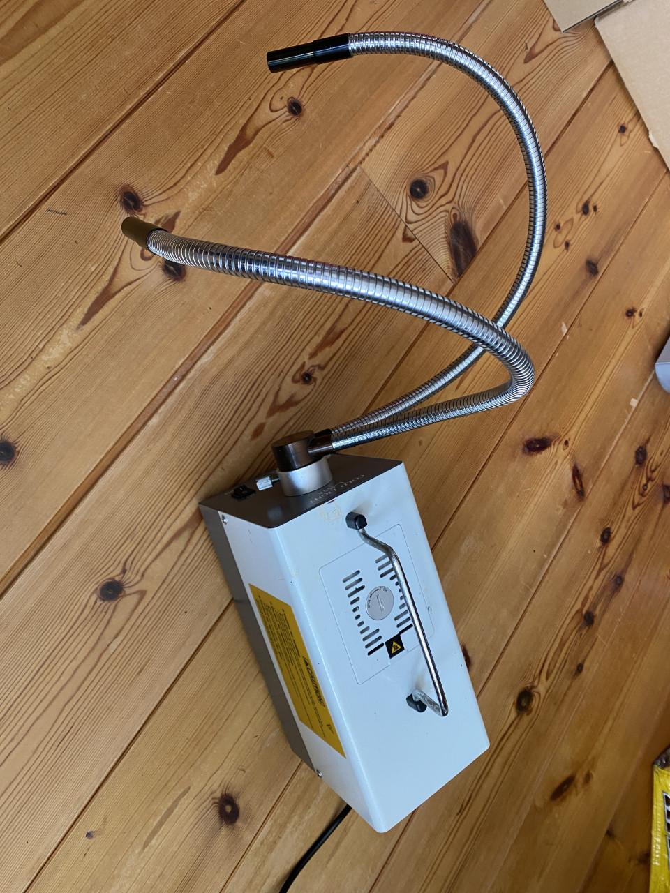 Koud lichtbron voor microscoop