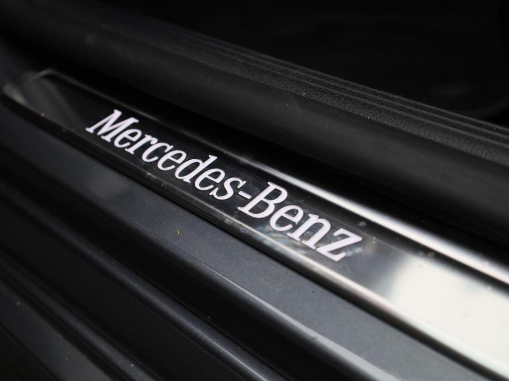Mercedes-Benz C-Klasse estate 300 e luxury line | automaat | panorama dak |