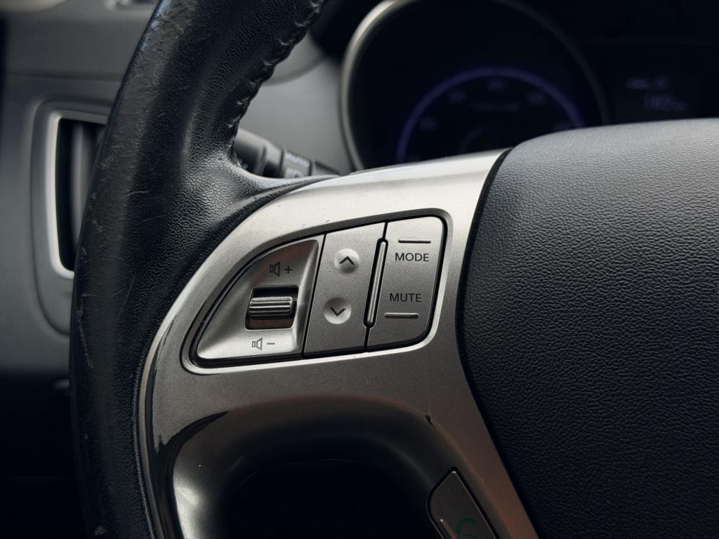 Hyundai Ix35 2.0i active | radio | stoel verwarming | cruise control | trek