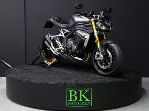 SPEED TRIPLE 1200 RS | Leovince