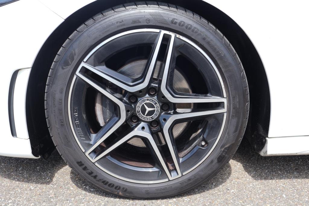 Mercedes-Benz A-Klasse 180 business solution amg l automaat l camera l temp