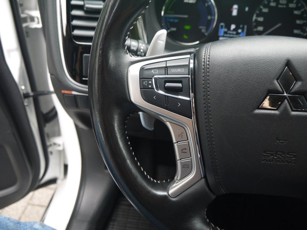 Mitsubishi Outlander 2.4 phev instyle|trekhaak|rijklaar