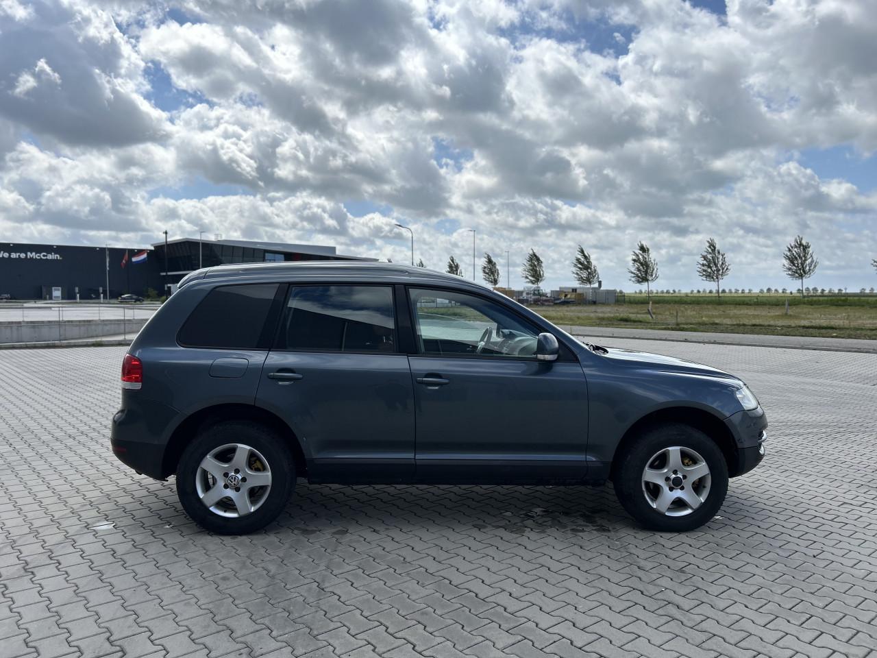 Volkswagen Touareg 2.5 TDI/GRIJS KENTEKEN/ CRUISE CONTR/NAP