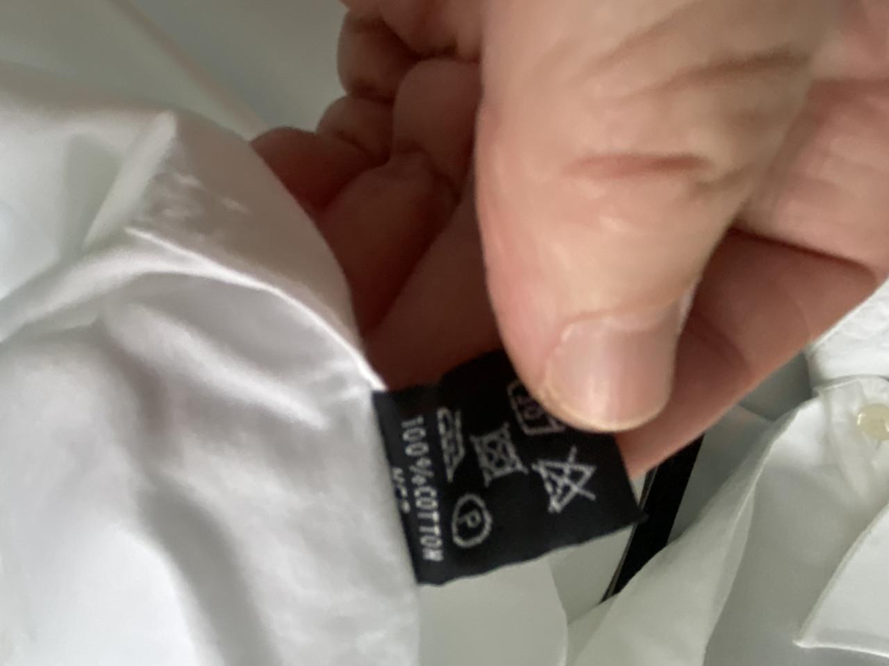 Smokingjasje Guy Laroche en dress shirt