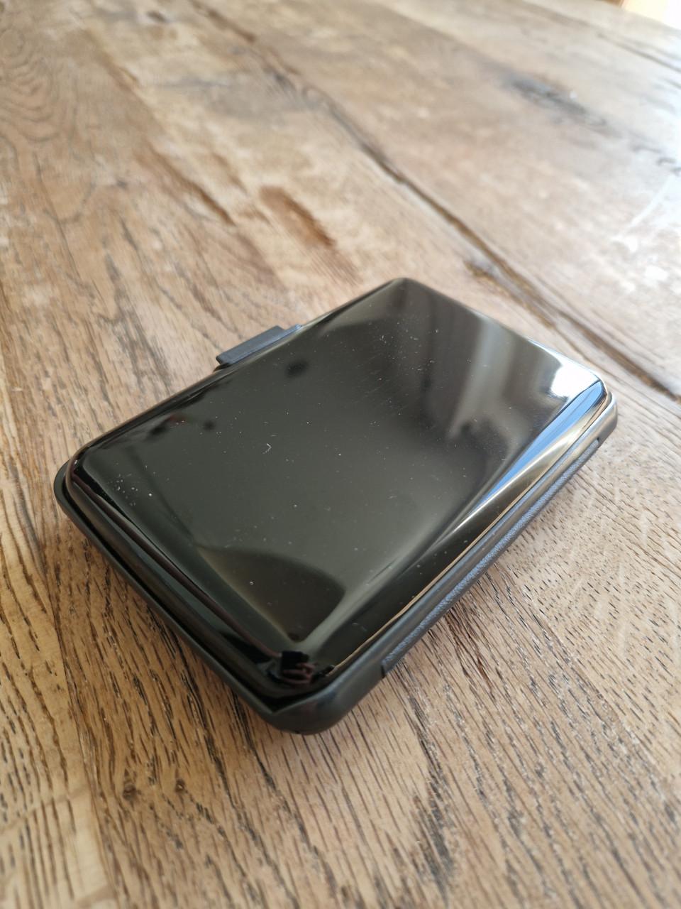 Pasjeshouder zwart NIEUW (meerdere beschikbaar)