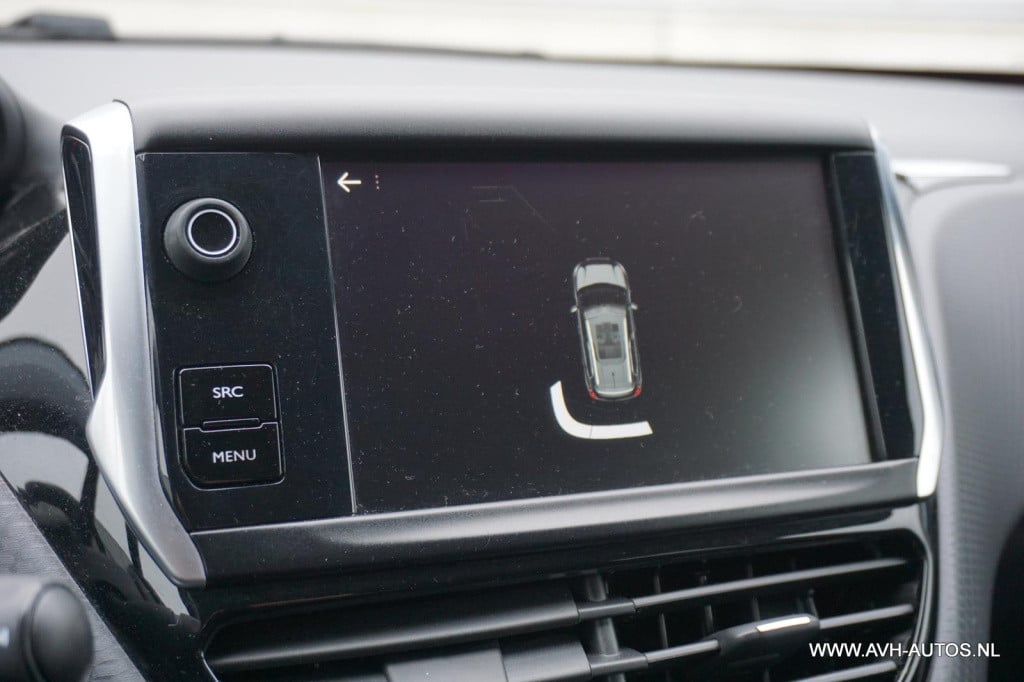 Peugeot 2008 1.2 puretech blue lion