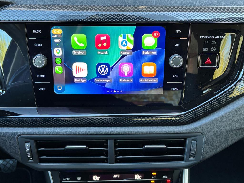 Volkswagen Polo 1.0 tsi 95pk life edition|navi| carplay|privacy glass| rijk