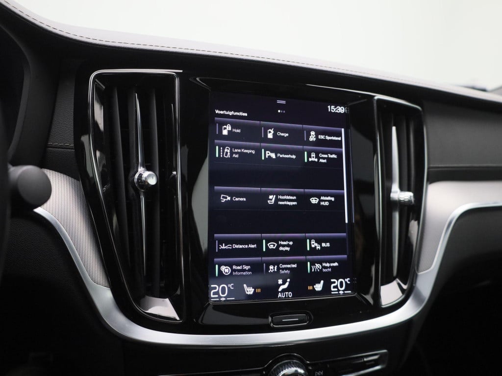 Volvo S60 2.0 t8 awd twin engine r-design | automaat | leder | camera | sto