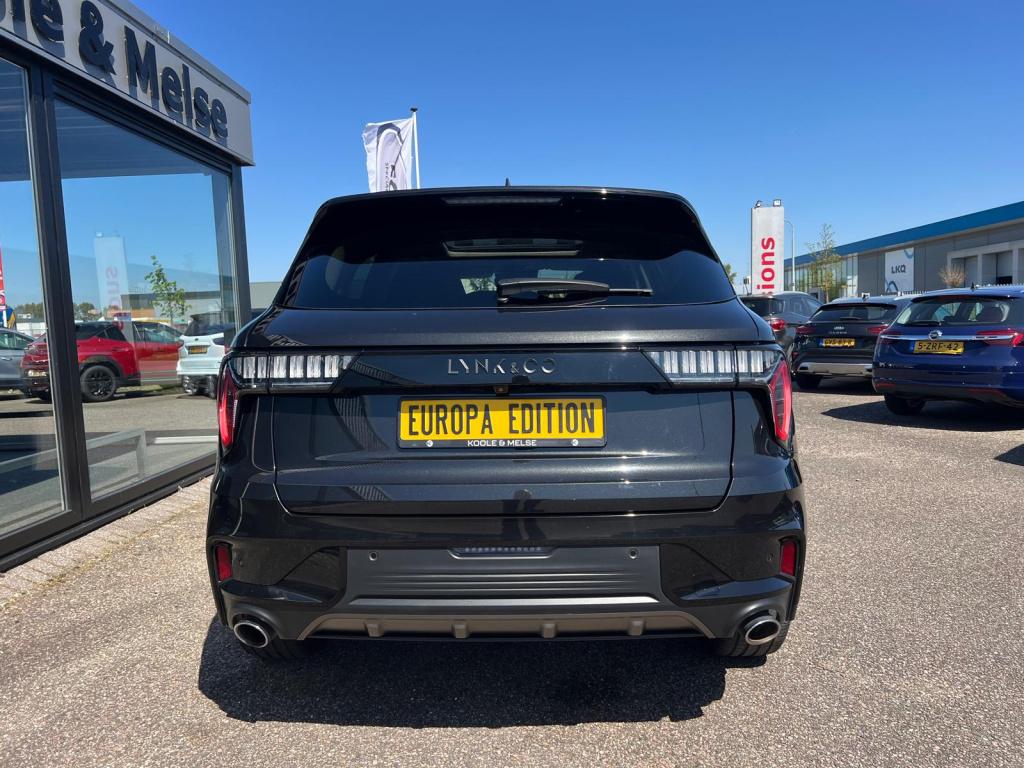 Lynk & Co 01 1.5 261pk plug in hybrid 7dcth , black edition , panodak , 360