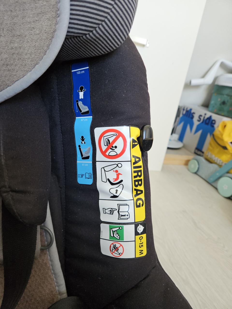 Autostoel Maxi Cosi AxissFix, zwart, draaibaar, 61 cm - 104 cm