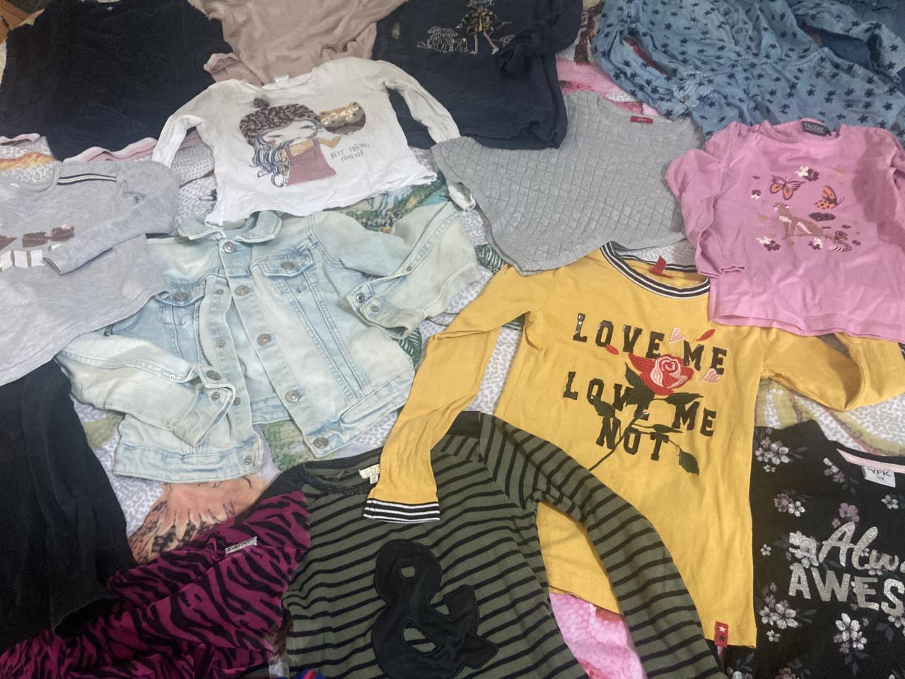 Kleding bundel 122-128