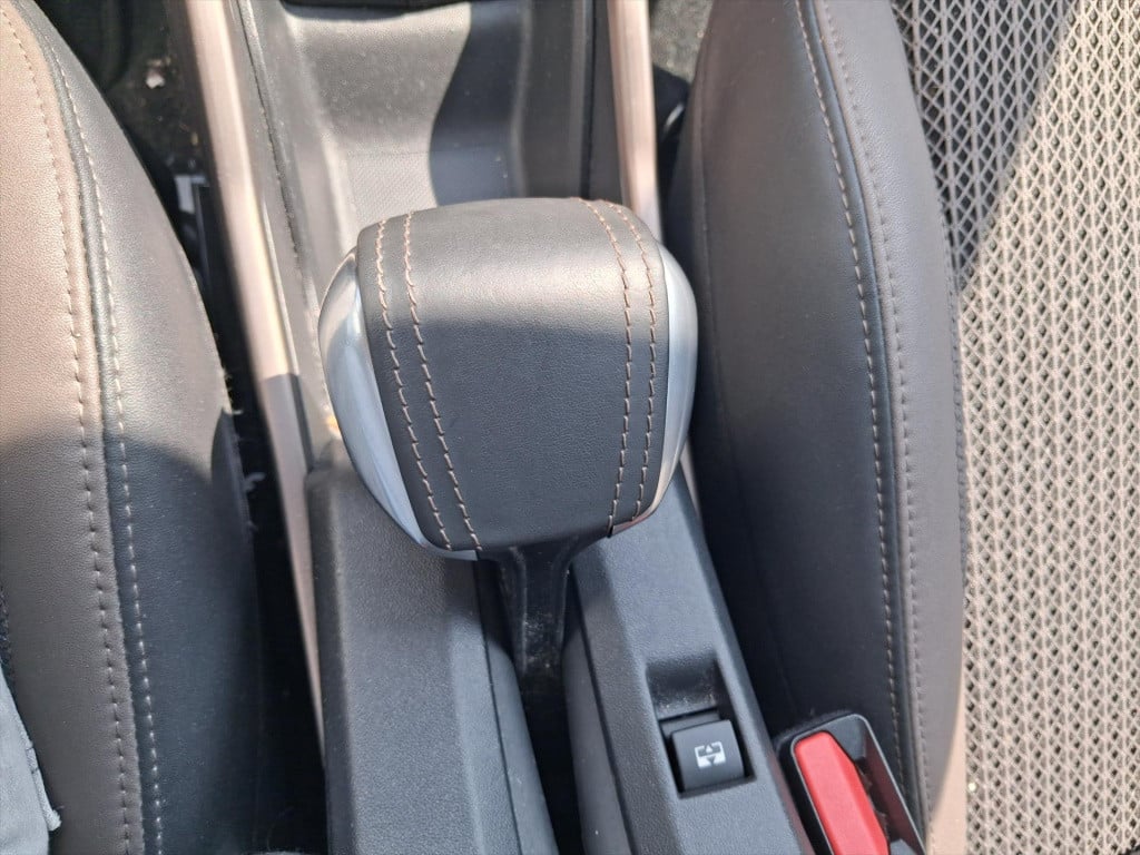 Peugeot 2008 1.2 puretech 130pk s&s allure navigatie | cruise & climate con