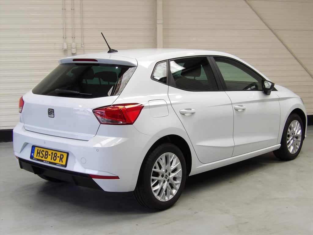 Seat Ibiza 1.0 ecotsi 95pk style business intense