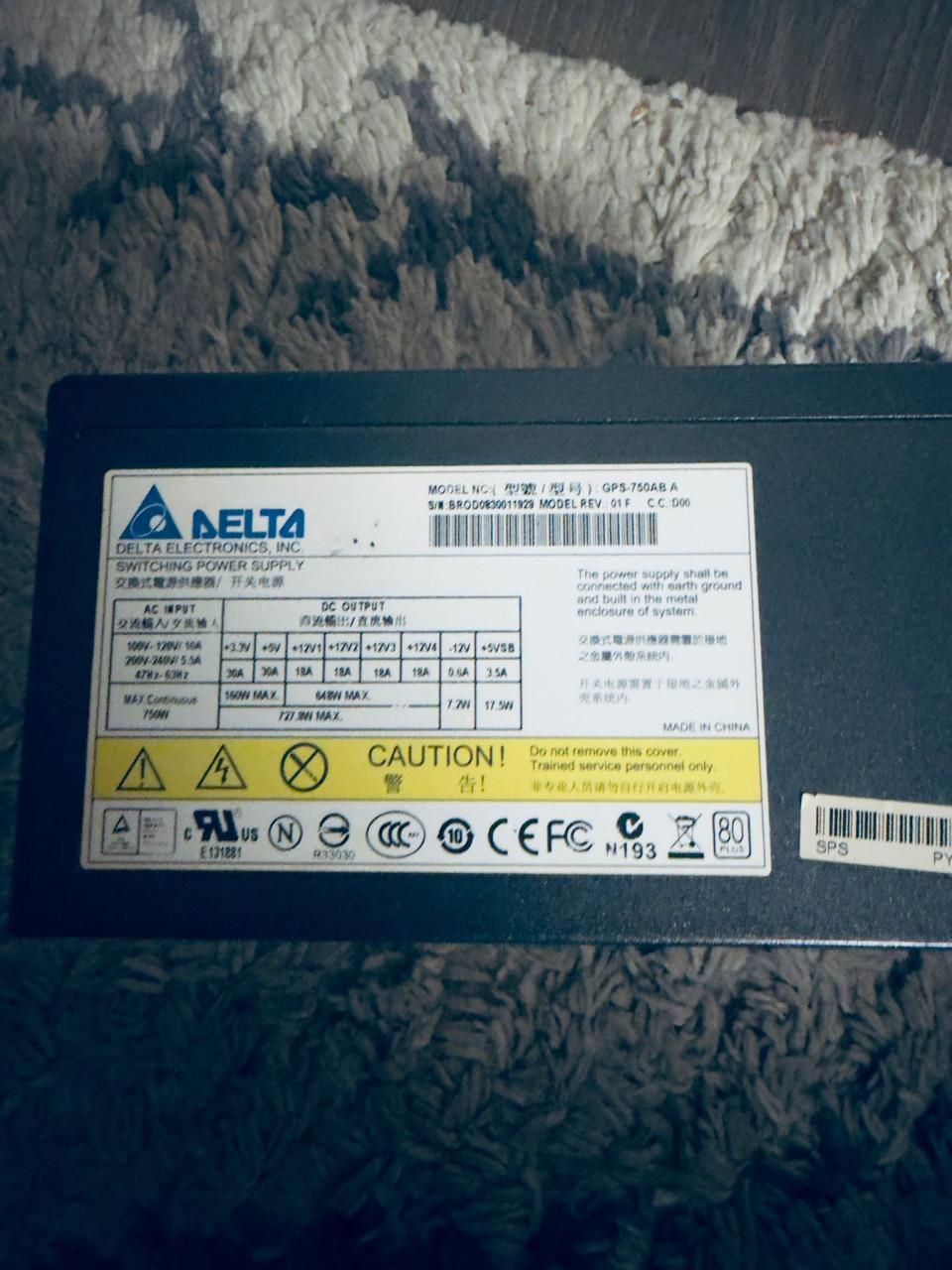 Delta Electronics 750 Watt Computer/pc Voeding