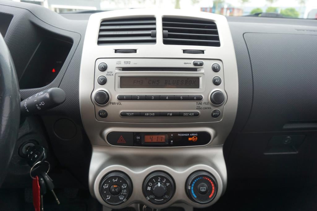 Toyota Urban Cruiser 1.3 vvt-i aspiration airco / elektr. ramen / trekhaak 