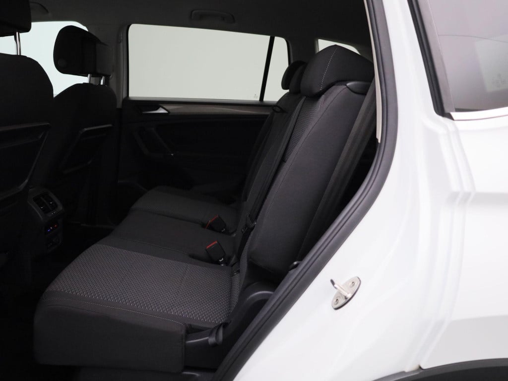 Volkswagen Tiguan Allspace 1.5 tsi comfortline business 7p. | automaat | na