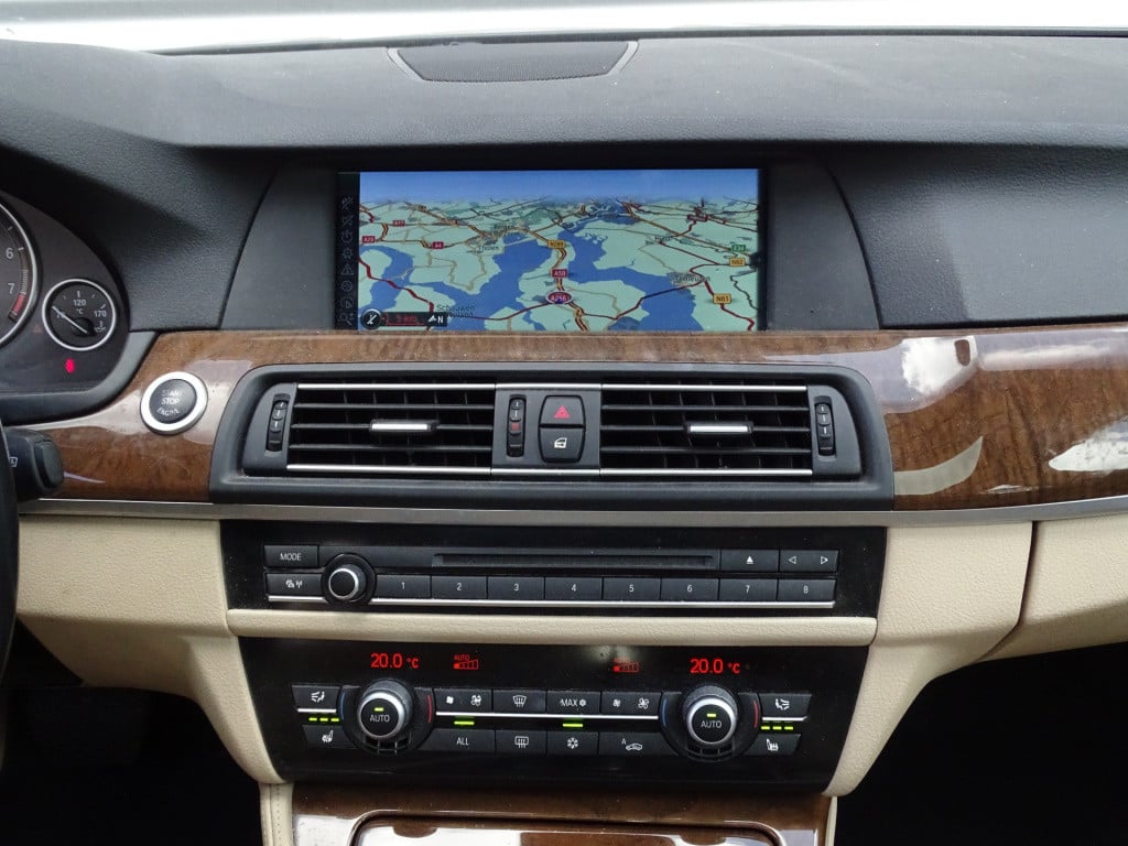 BMW 5 Serie 523i high executive | pano | comfortstoelen | stoelverwarming