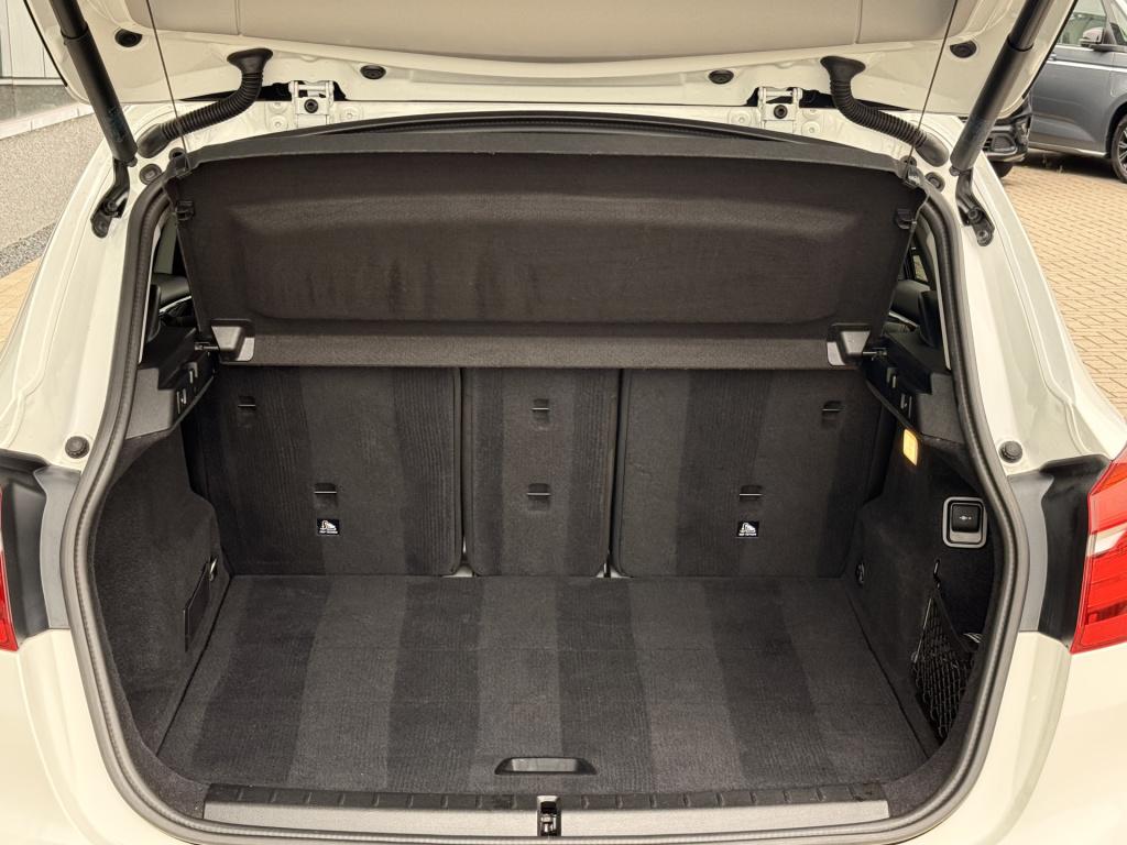 BMW 2-serie active tourer 216d centennial sport line | pano | trekhaak | st