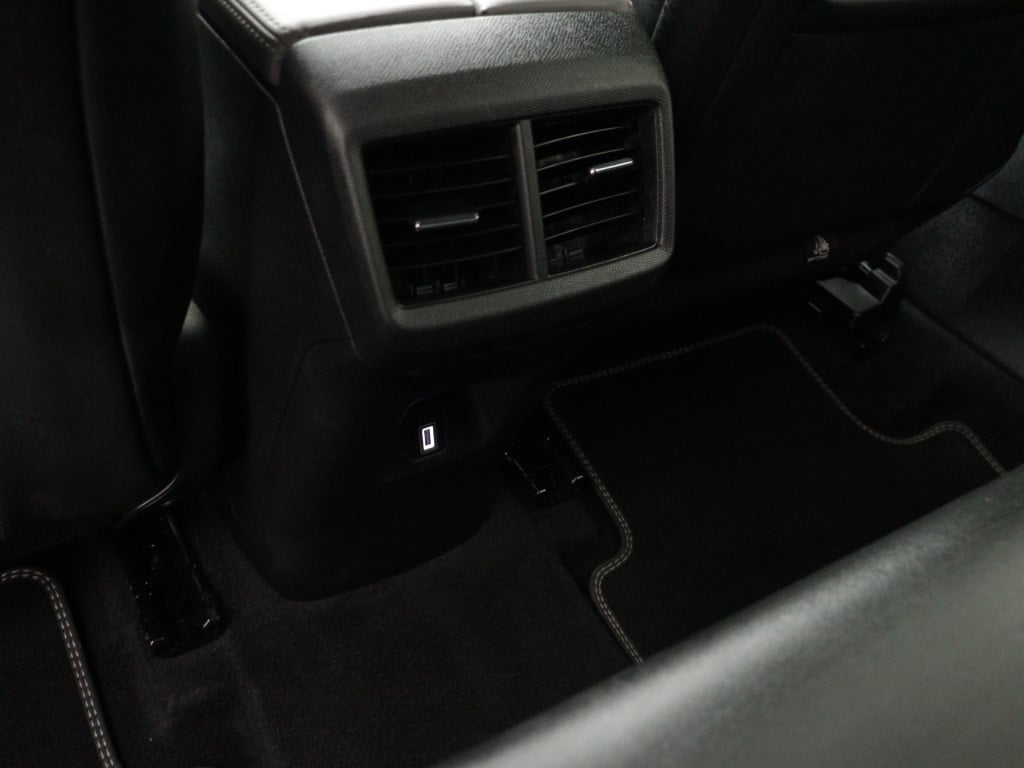 Citroen C5 Aircross 225 pk plug-in hybrid shine | rijklaar | elektrische ko