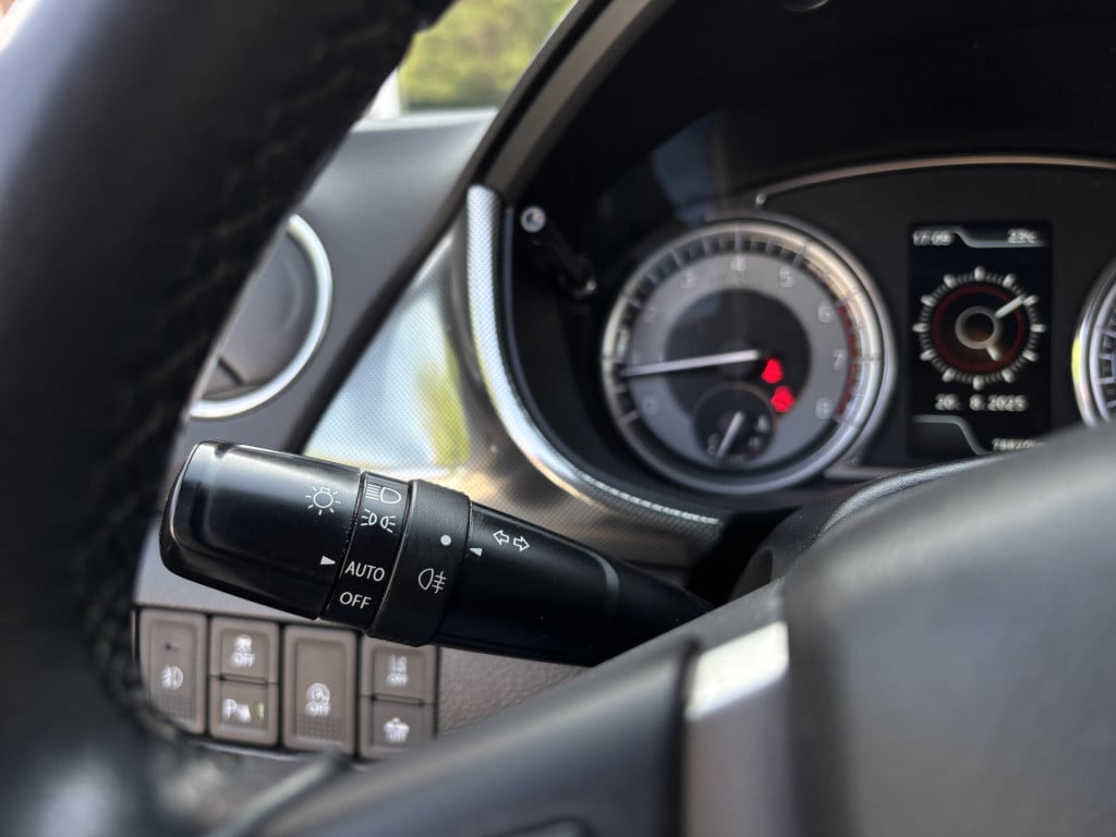 Suzuki Vitara 1.4 boosterjet style smart hybrid/trekhaak/all-seasonbanden
