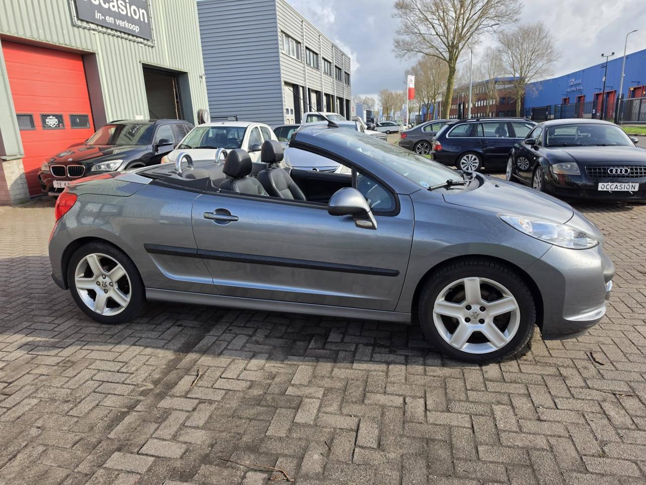 Peugeot 207 CC 1.6 VTi Cabriolet