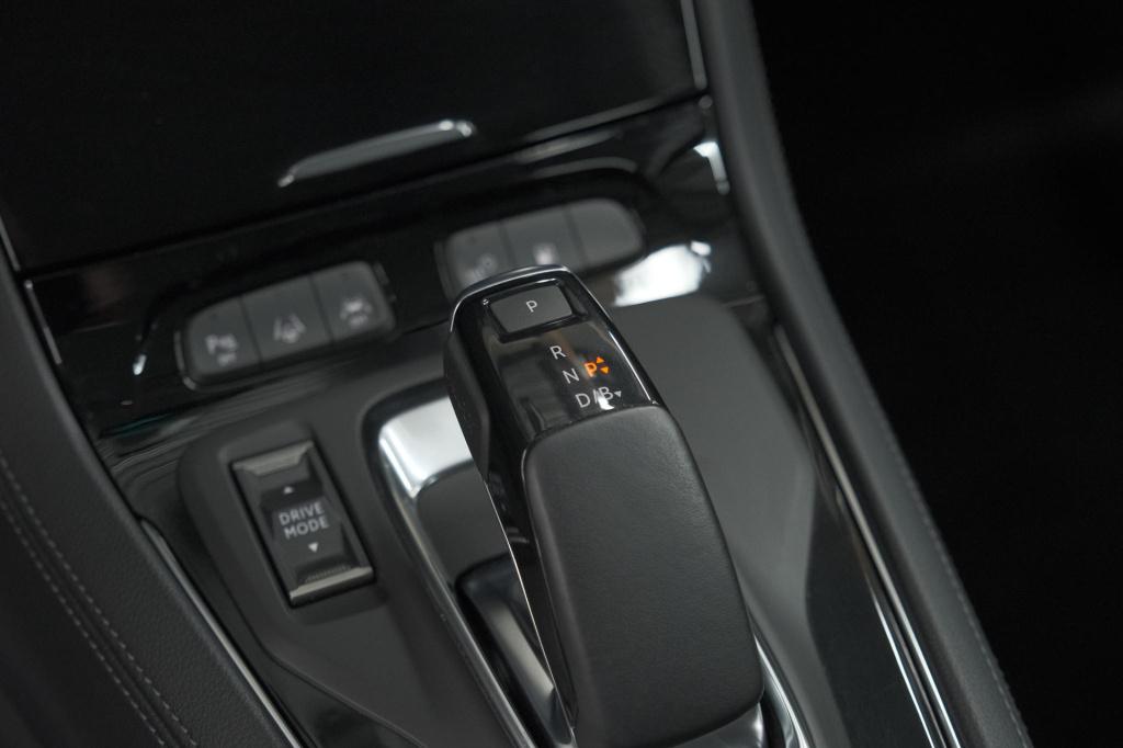 Opel Grandland 1.6 turbo plug-in hybrid gs line | adaptieve cruise control 
