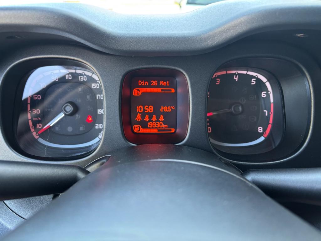 Fiat Panda 1.0 hybrid cross