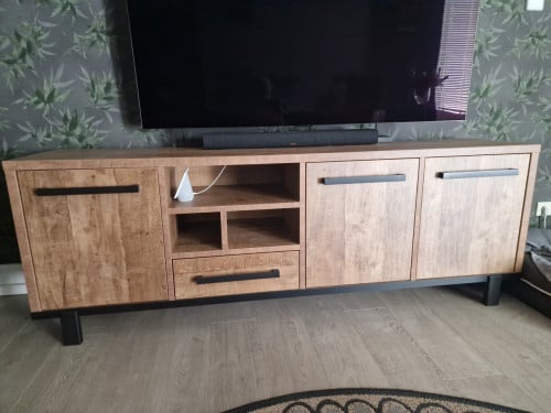 Tv kast