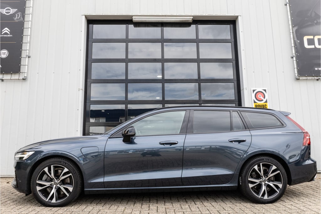 Volvo V60 2.0 t6 plug-in hybrid awd plus dark ✅leer✅cam✅cc✅wint.pakk.