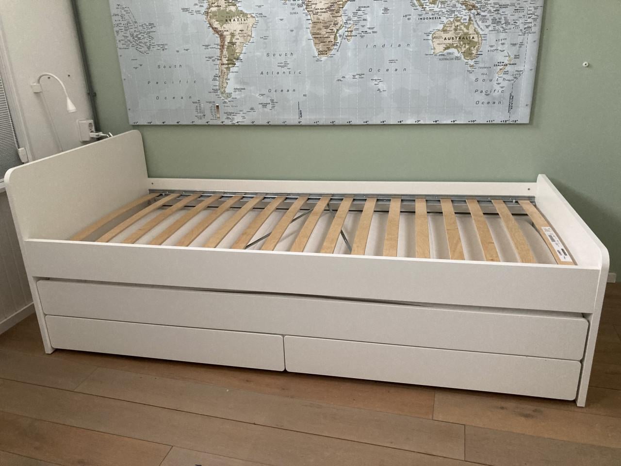 Bed met onderschuifbed en 2 lades IKEA Släkt 90 x 200 cm