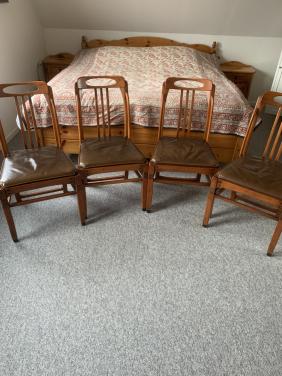Te koop Schuitema Jugendstil stoelen.