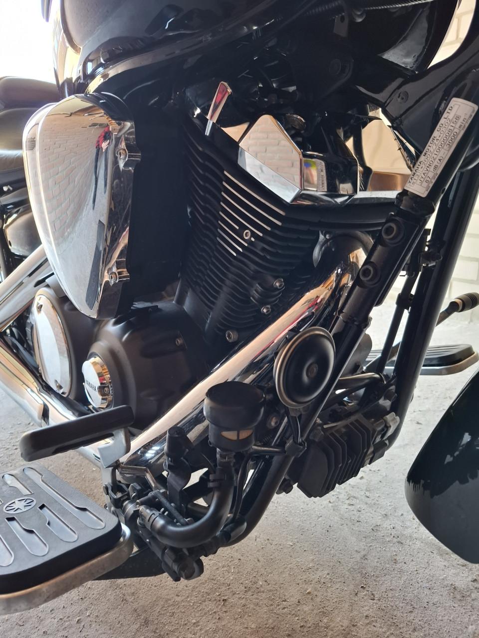 Yamaha XVS 950  Midnicht Star